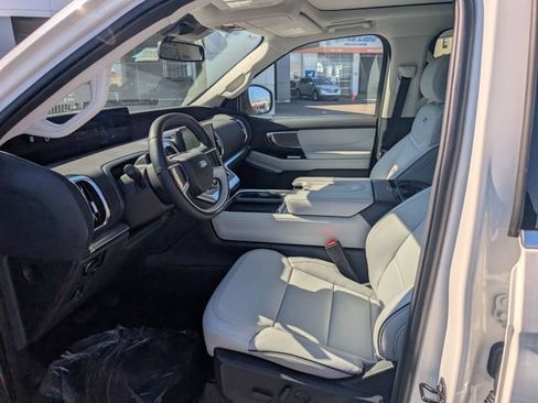 New 2025 Ford Expedition Platinum w/ Platinum Ultimate Package AWD/4WD image 14