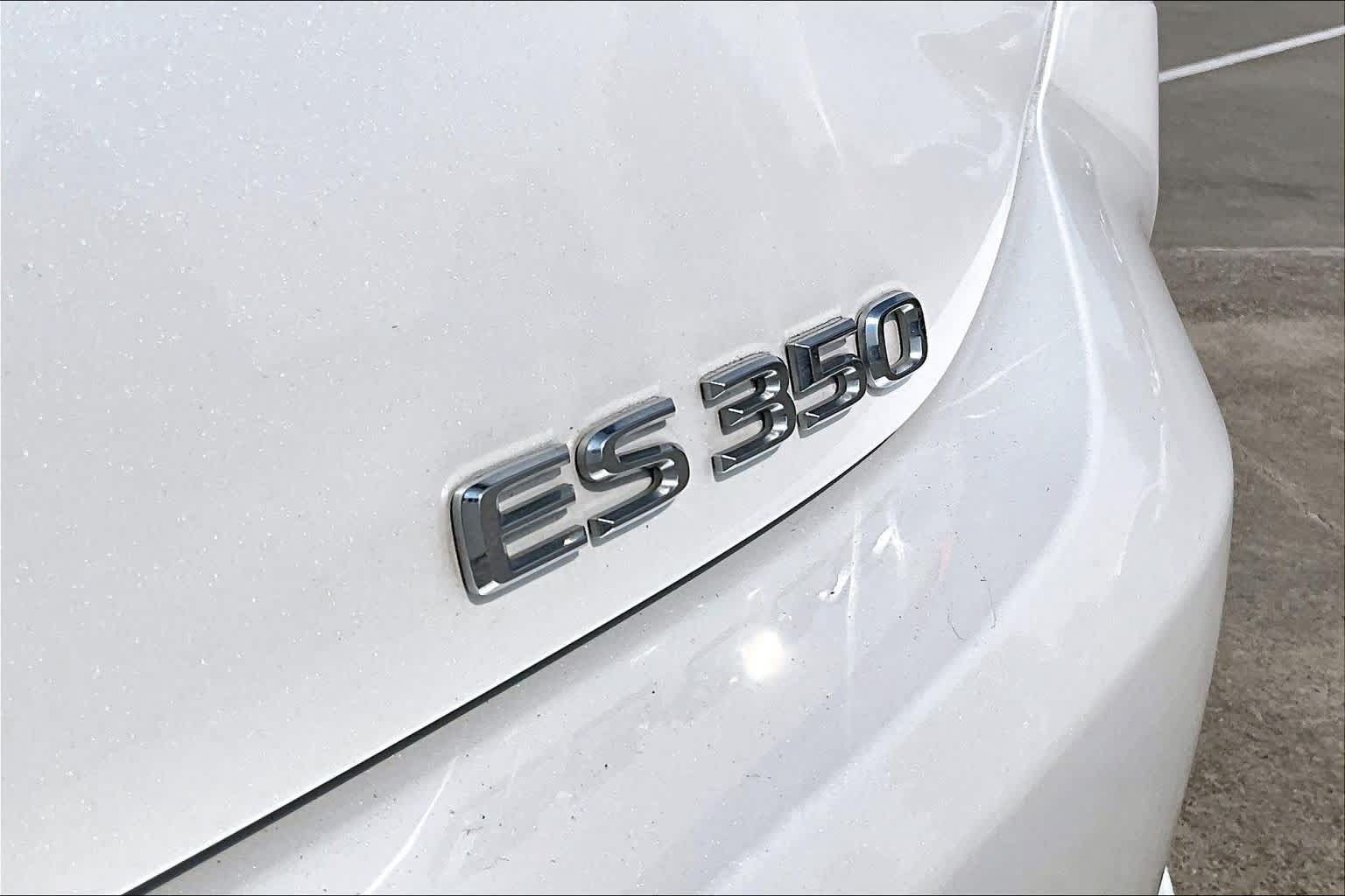 Used 2023 Lexus ES 350 w/ Premium Package FWD image 28