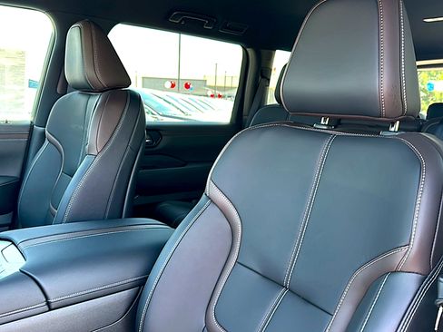 New 2026 Nissan Armada SL AWD/4WD image 11