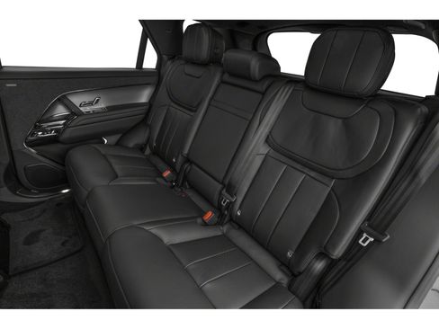 Used 2025 Land Rover Range Rover Sport SE image 11
