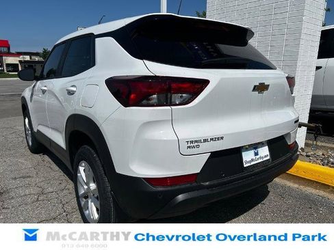New 2026 Chevrolet TrailBlazer LS w/ LS Convenience Package AWD/4WD image 3