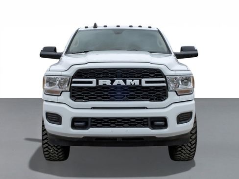 Used 2020 RAM 3500 Tradesman image 3