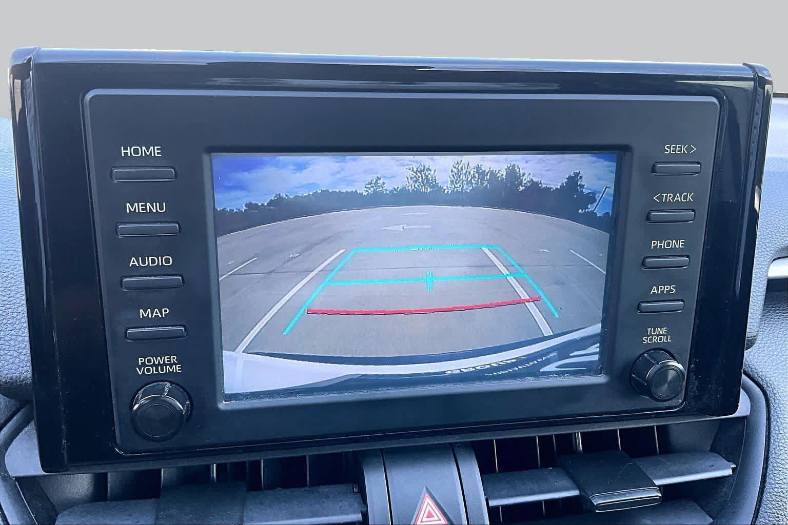 Used 2019 Toyota RAV4 XLE FWD image 27