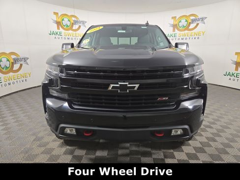 Certified 2021 Chevrolet Silverado 1500 LT Trail Boss w/ Convenience Package II image 2
