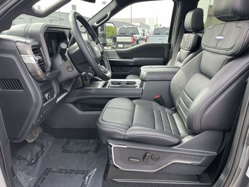 New 2026 Ford F250 Platinum AWD/4WD image 9
