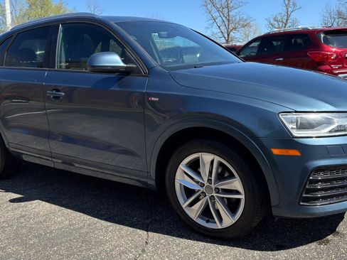 Used 2018 Audi Q3 2.0T Premium w/ Convenience Package AWD/4WD image 12