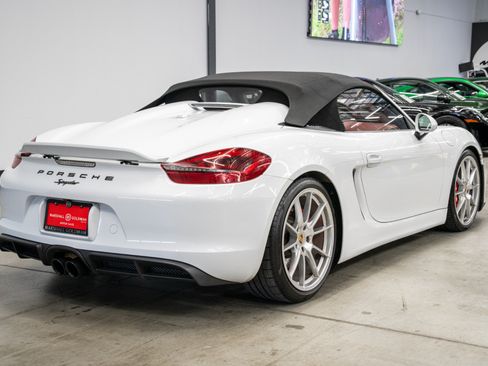 Used 2016 Porsche Boxster Spyder RWD image 9