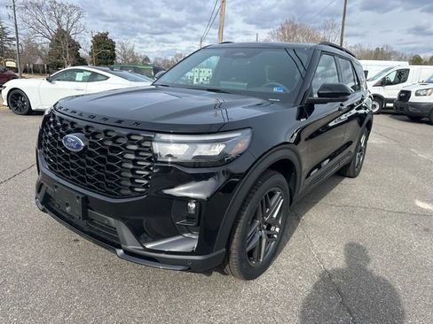New 2026 Ford Explorer ST-Line w/ ST-Line Street Pack image 22