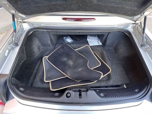 Used 2004 Ford Thunderbird Deluxe image 24