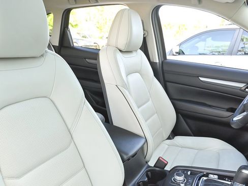 Certified 2025 MAZDA CX-5 AWD 2.5 S w/ Preferred Package image 18