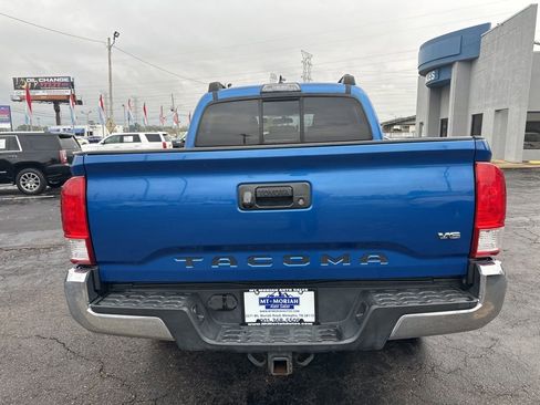 Used 2016 Toyota Tacoma SR5 w/ Towing Package image 6