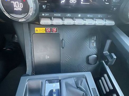 Used 2024 Toyota Tacoma Trailhunter image 22
