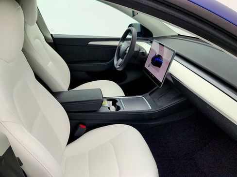 Used 2023 Tesla Model Y Long Range image 28