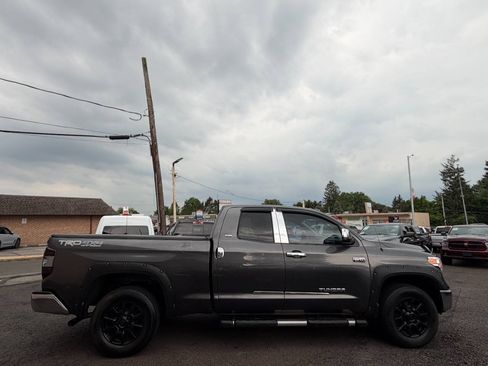 Used 2014 Toyota Tundra SR5 w/ TRD Off Road Package AWD/4WD image 7