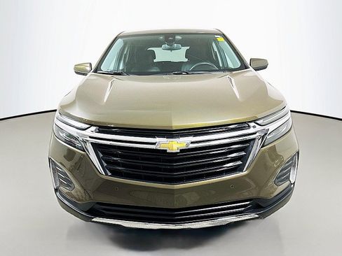 Used 2023 Chevrolet Equinox LT FWD image 2