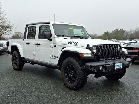 Used 2021 Jeep Gladiator Sport image 1