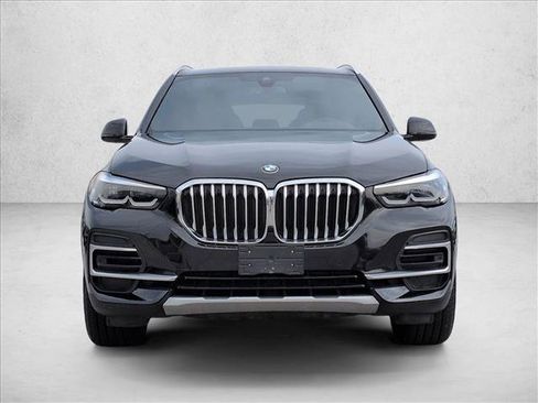 Used 2023 BMW X5 xDrive40i w/ Premium Package image 2