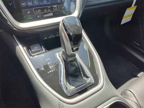 New 2025 Subaru Outback Limited w/ Popular Package #2 image 26