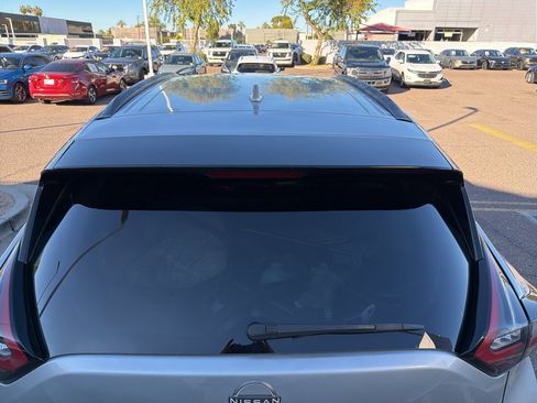 Used 2023 Nissan Murano SV image 10