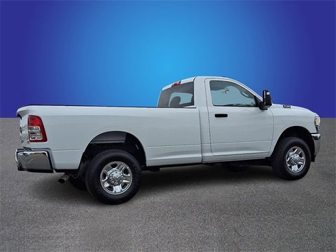 Used 2024 RAM 2500 Tradesman w/ Chrome Appearance Group image 4