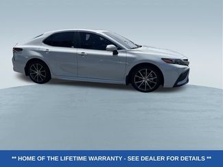 Used 2023 Toyota Camry SE w/ Convenience Package FWD video 2