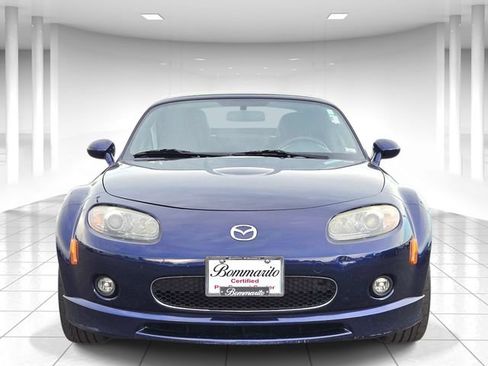 Used 2007 MAZDA MX-5 Miata Touring w/ Appearance Pkg RWD image 5