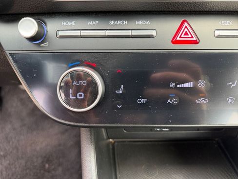 Used 2024 Hyundai Sonata SEL FWD image 24