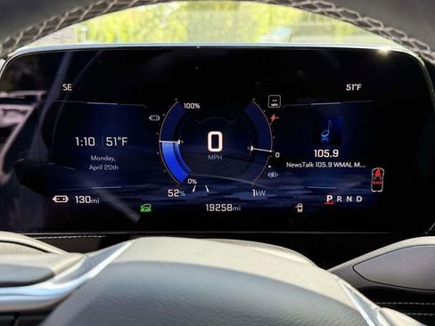 Used 2024 Chevrolet Blazer EV LT AWD/4WD image 23