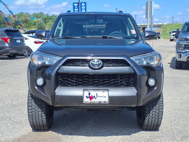 Used 2019 Toyota 4Runner SR5 Premium AWD/4WD image 2