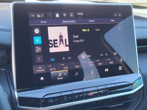 New 2026 Jeep Compass Limited image 19