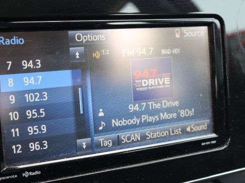 Used 2018 Toyota Corolla iM FWD image 11