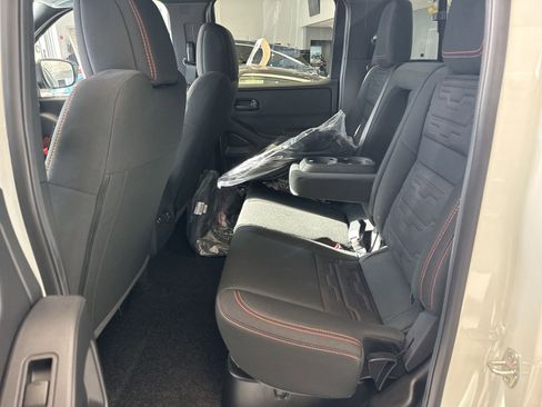 New 2026 Nissan Frontier PRO-4X w/ Pro-4x Convenience Package image 27