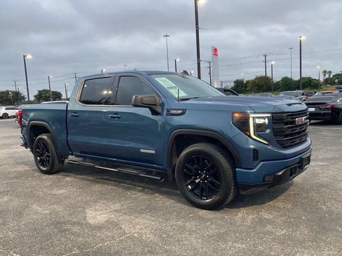 Used 2026 GMC Sierra 1500 Elevation AWD/4WD image 3