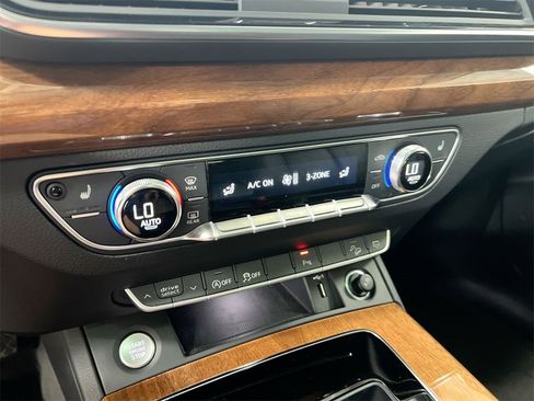 Used 2023 Audi Q5 2.0T Premium image 15