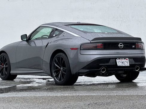 Used 2025 Nissan Z Performance w/ Floor Mat Package RWD image 5