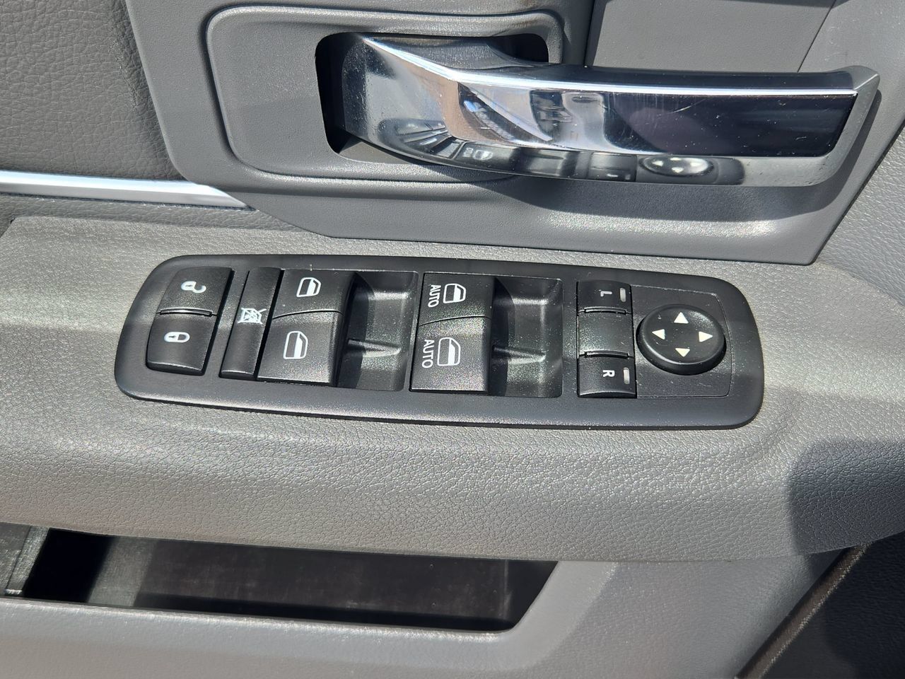 Used 2016 RAM 1500 Big Horn AWD/4WD image 27