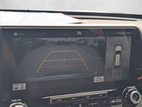 Used 2020 Toyota Highlander Platinum FWD image 14