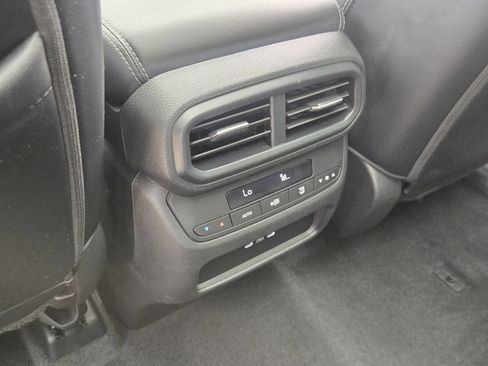 Certified 2025 Honda Pilot Touring image 14