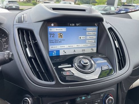 Used 2018 Ford Escape Titanium AWD/4WD image 11