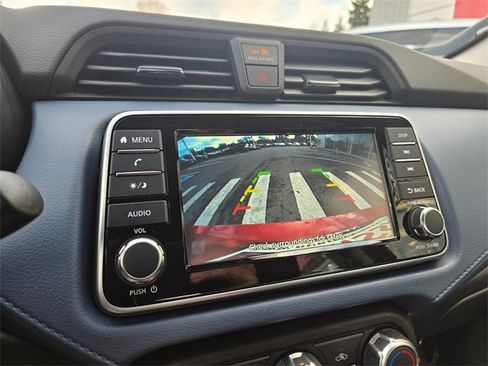 New 2025 Nissan Versa SV image 17