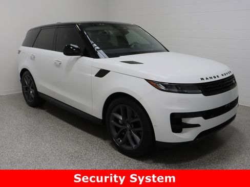 Used 2024 Land Rover Range Rover Sport SE image 4
