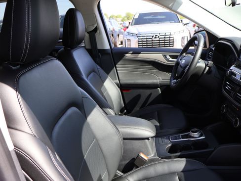 Used 2022 Ford Escape SEL AWD/4WD image 8