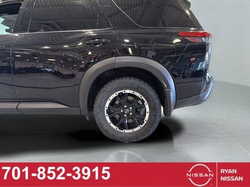 Certified 2023 Nissan Pathfinder Rock Creek image 22
