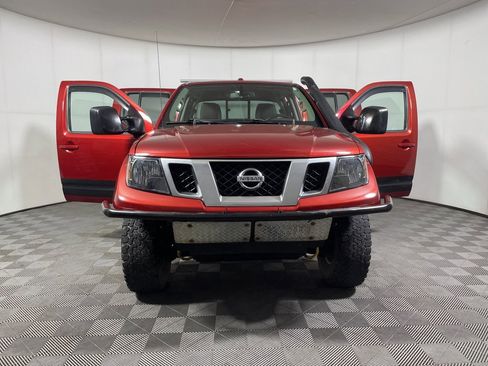 Used 2015 Nissan Frontier PRO-4X image 10