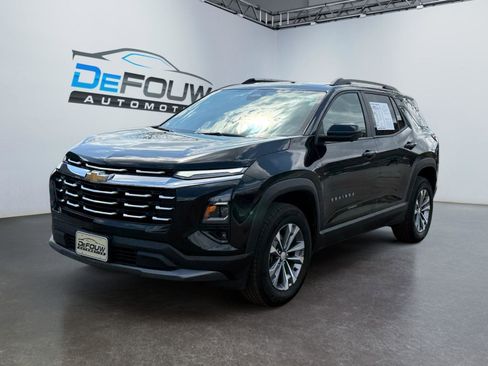 Used 2025 Chevrolet Equinox LT w/ Convenience Package II image 7