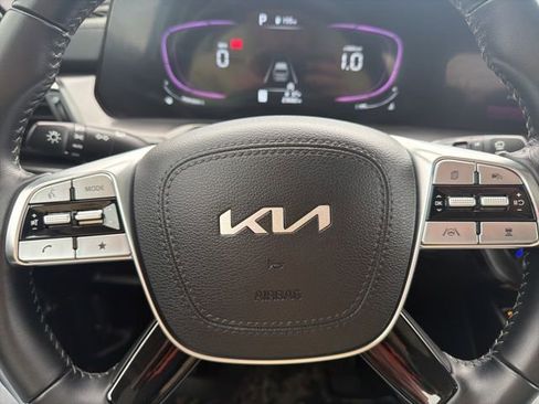 Certified 2024 Kia Telluride S w/ S Sunroof Package image 21