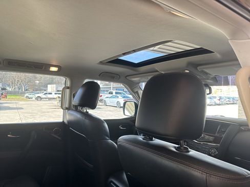 Used 2019 Nissan Armada SL w/ Premium Package image 18