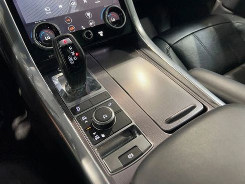 Used 2020 Land Rover Range Rover Sport HSE image 37