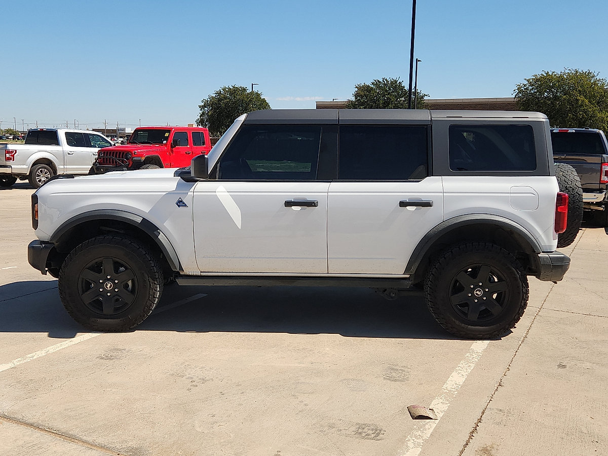 Used 2024 Ford Bronco Black Diamond AWD/4WD image 2