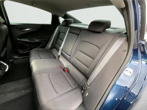 Used 2022 Chevrolet Malibu LT image 28